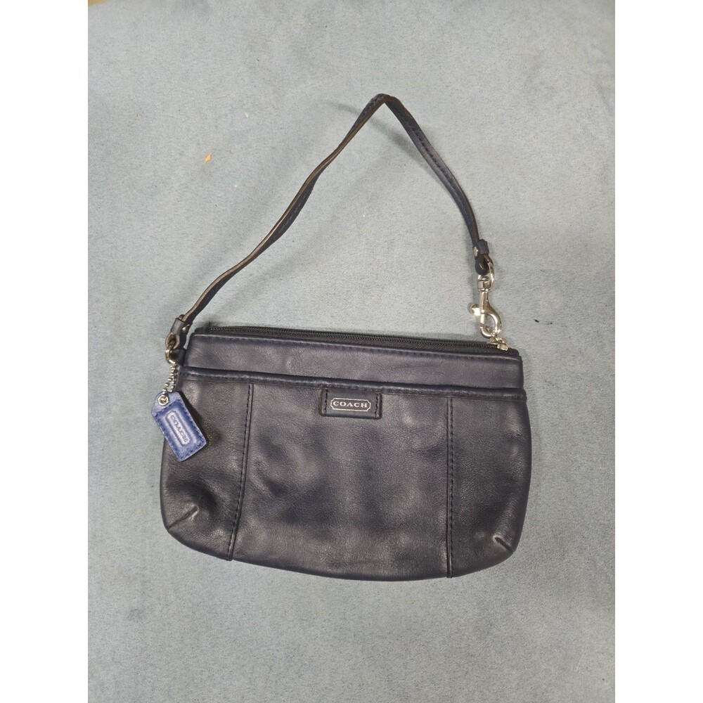 Coach Women's Navy Blue Leather Wristlet/Wallet Card Holder 2 Compartment